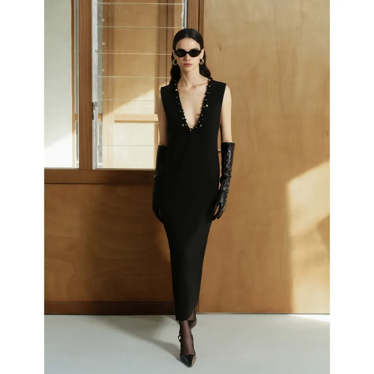 LYNEE【暗夜鎏金】黑标系列 无袖低领钉珠连衣裙 LGD2FAW287