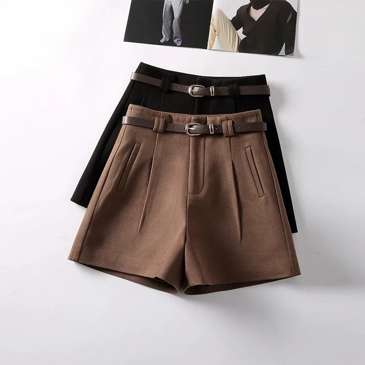毛呢高腰短裤秋冬外穿黑色短裤女款爆款2025新款显瘦时尚百搭靴裤