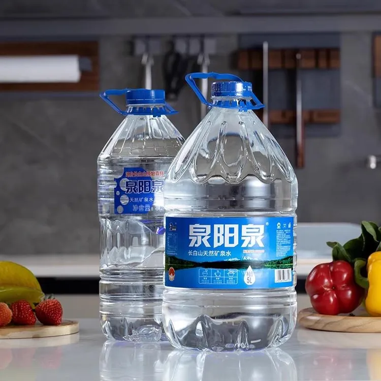 泉阳泉长白山天然矿泉水弱碱性饮用水