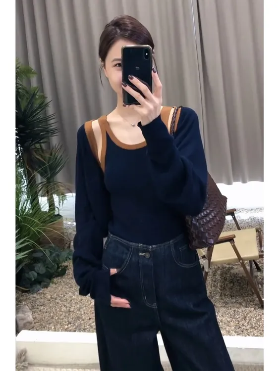韩系早秋穿搭上衣轻奢高级感巨好看软糯慵懒风藏蓝色针织背心开衫