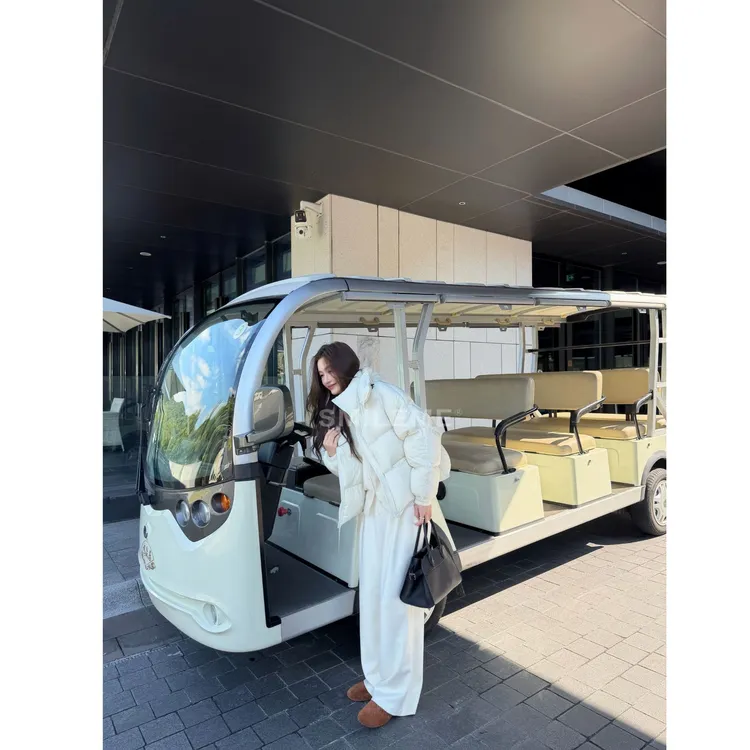 SMILEME【栗子蒙郎】冬季款95白鸭绒加厚保暖云朵羽绒服MA02425411