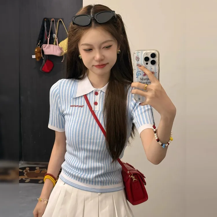 甜辣蓝色条纹针织T恤女夏季学院风小个子短款显瘦polo领短袖上衣