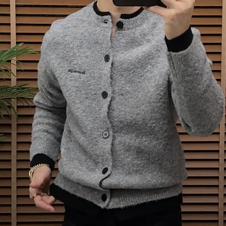 男士假两件长袖常规字母保暖加厚男款毛衣开衫款时尚百搭