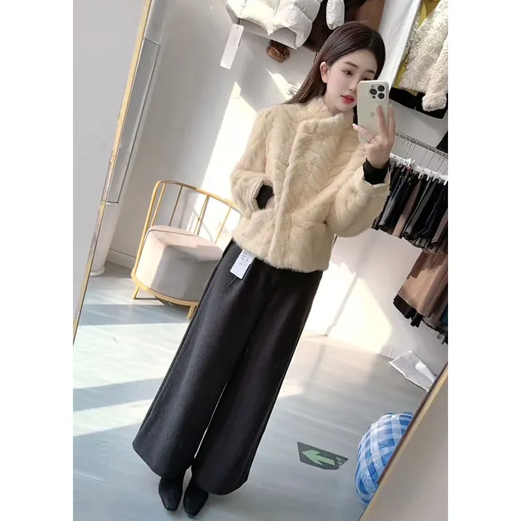 超火冬季穿搭新款套装女2025设计感毛绒时尚外套宽松休闲裤两件套