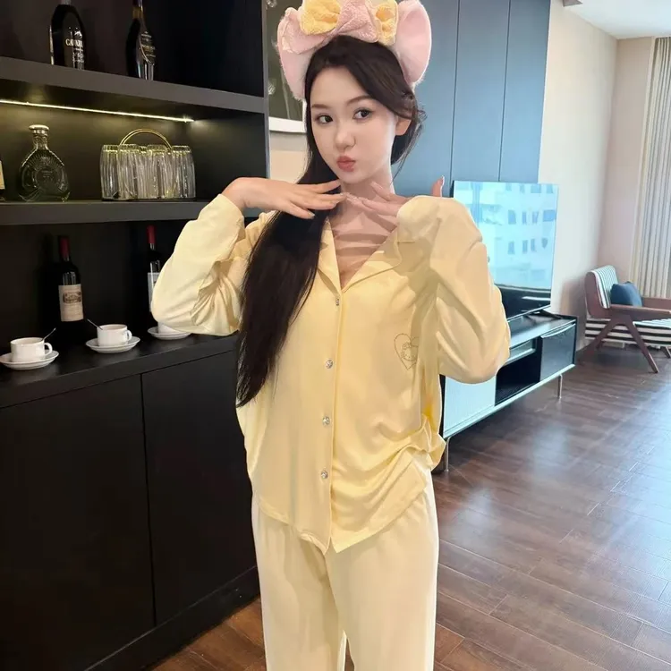 春秋莫代尔棉小黄色KT猫烫钻睡衣女套装2026韩版时尚少女风家居服