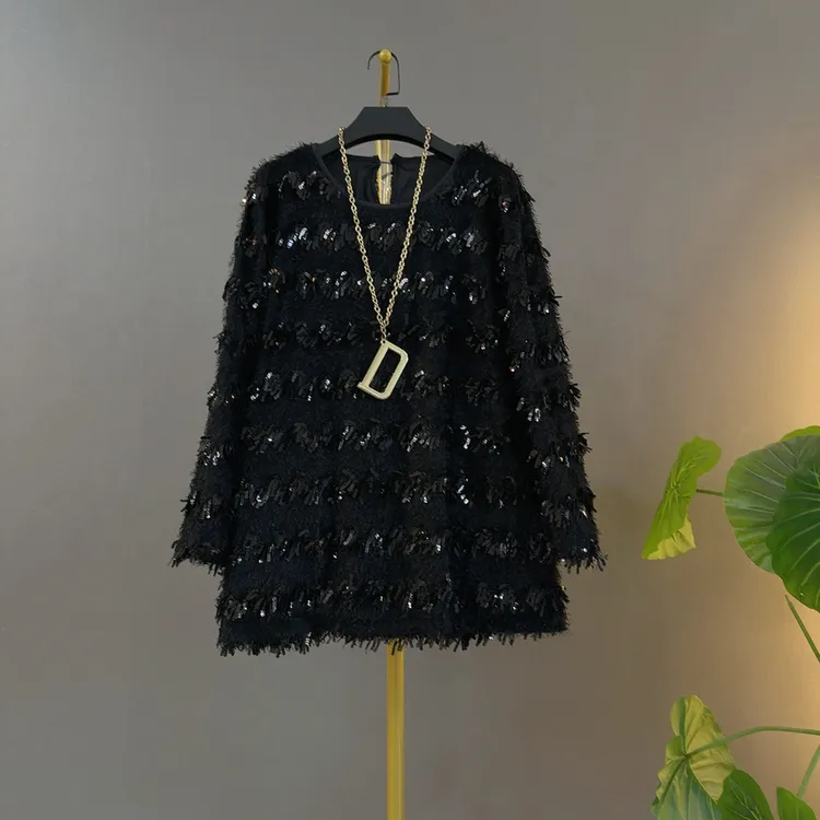 胖mm新款时尚高级感圆领亮片流苏宽松遮肉显瘦洋气大码上衣