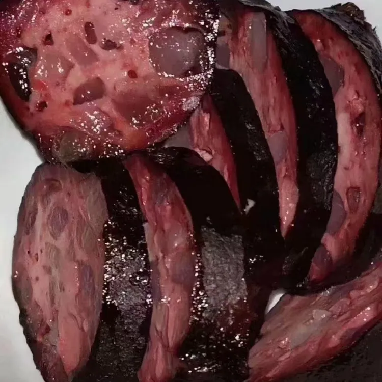 湖南邵阳隆回小沙江手工柴火烟熏猪血丸子血粑豆腐