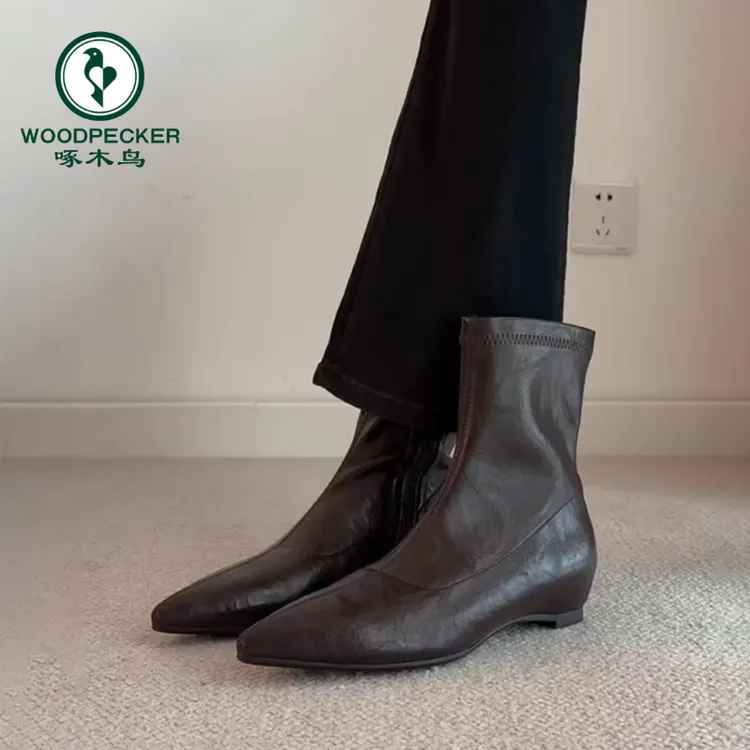 啄木鸟尖头简约内增高短靴复古瘦瘦靴女款气质侧拉链显瘦弹力靴子