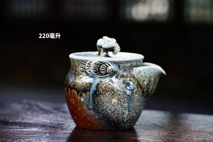 凤羽幽灵和光窑柴烧宝瓶建水紫陶手抓壶纯手工制作