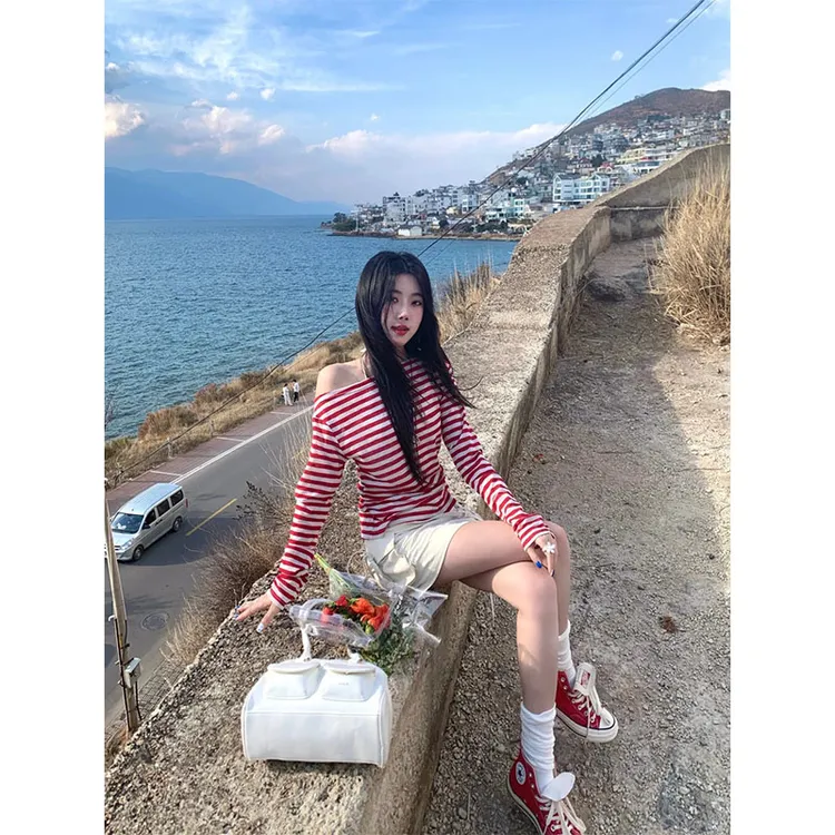 辣妹纯欲休闲百搭斜肩条纹长袖T恤上衣高腰修身显瘦a字半身裙短裙