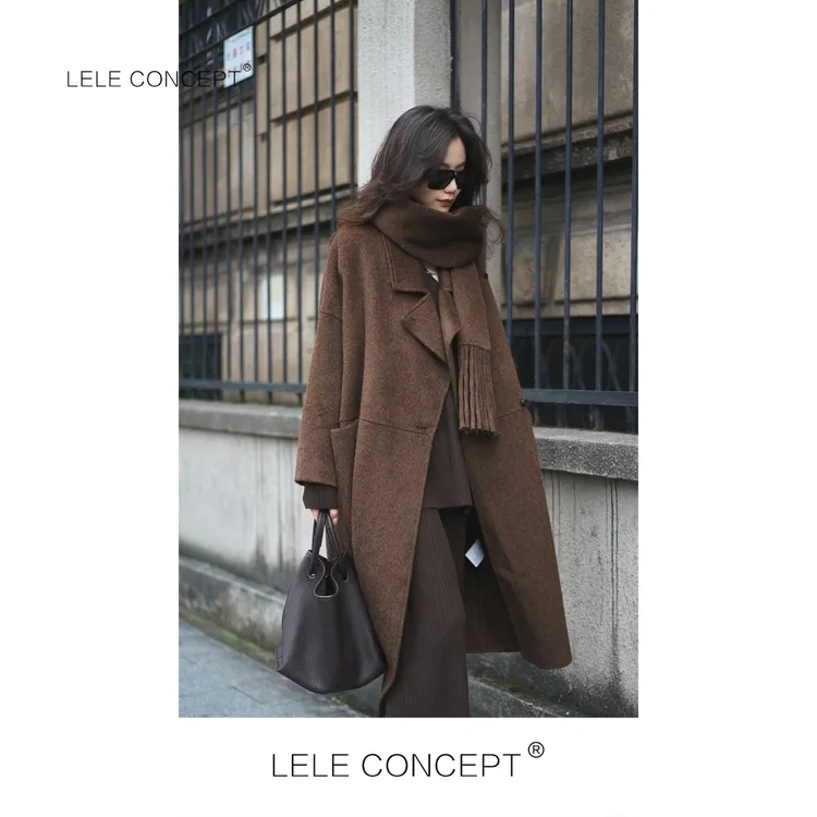 LELE CONCEPT丨「琥珀流光」轻奢气质流苏围巾多色大衣FD25D0176W