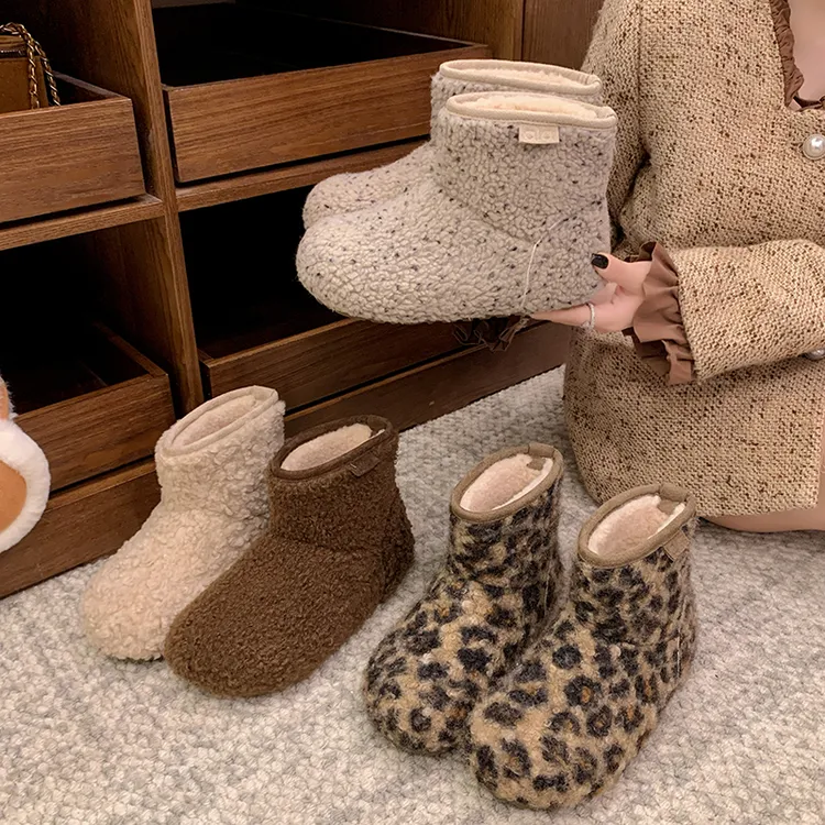 韩版加绒加厚雪地靴女2025年冬保暖羔羔毛棉靴防滑平底短筒毛毛靴