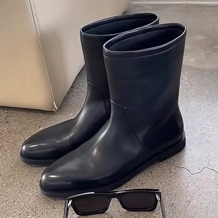 真皮圆头中筒西部靴女平底显瘦复古骑士靴子套筒马丁靴潮