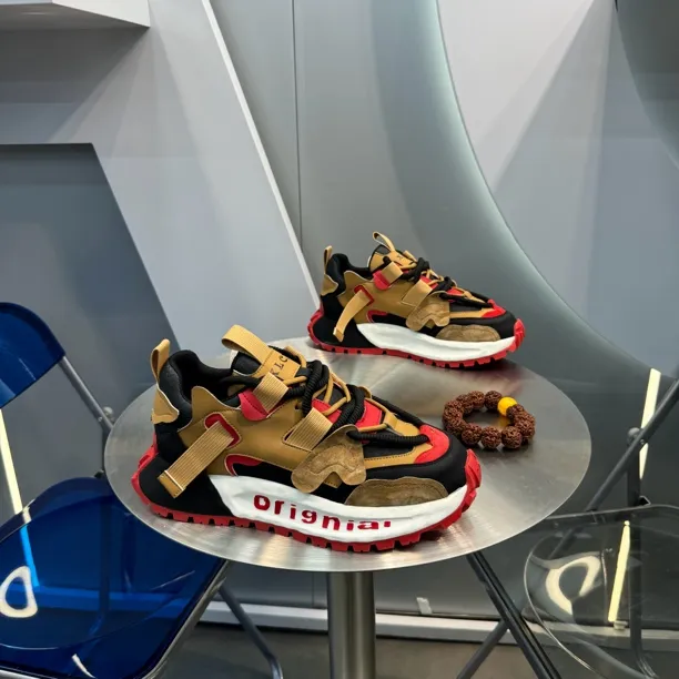 黑红时尚休闲鞋休闲风拼色鞋子厚底跑鞋透气潮流轻奢男款拼接