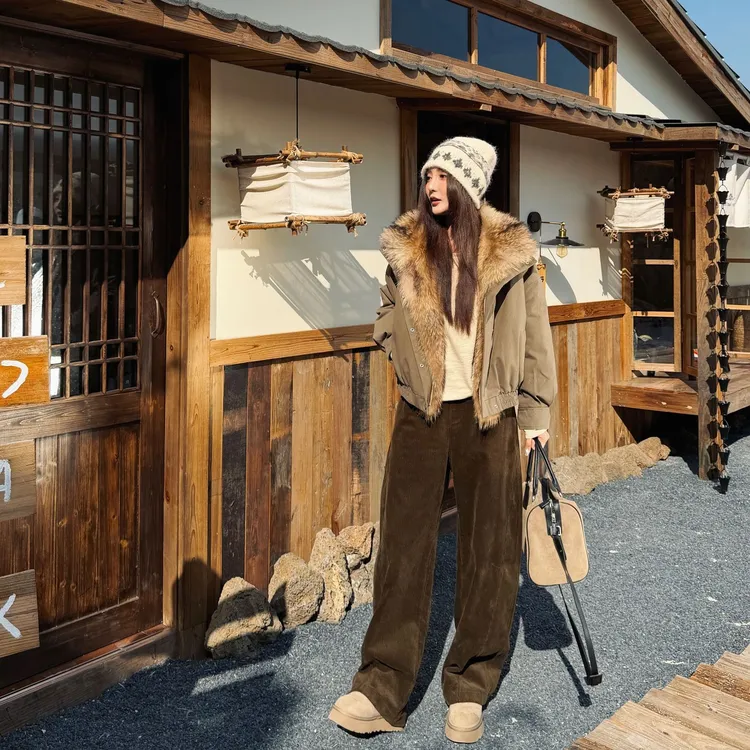 Moprobably李予诺「拾羽」90白鸭绒可拆卸貉子毛领羽绒派克L5461001