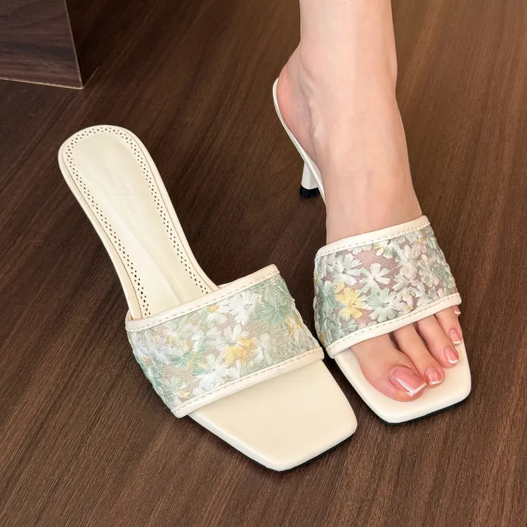 elingstudio 兰溪梦境！白色刺绣青草凉拖鞋女夏外穿穆勒细高跟鞋