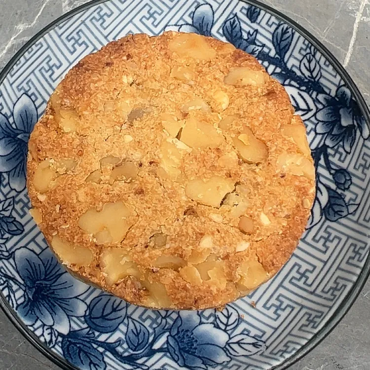 香酥美味的手工核桃酥传统糕点，特产美食