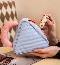 条纹立体款防尘森系手包款化妆包网红简约学生便携包