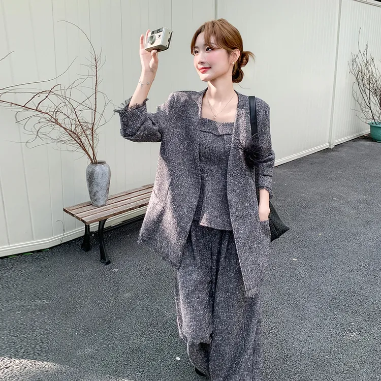 气质一整套ootd穿搭秋日新款高级感西装外套阔腿裤吊带三件套女