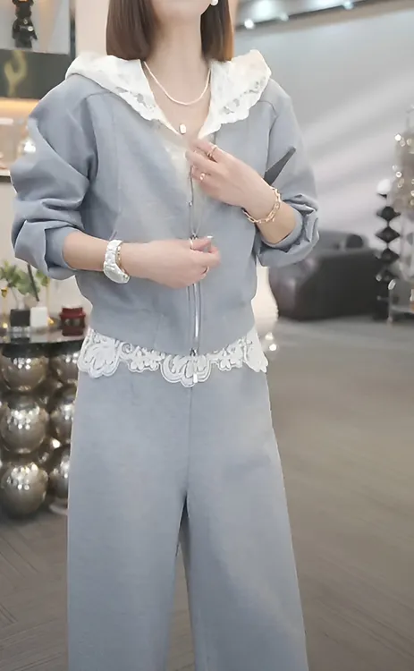 灰色蕾丝拼接卫衣阔腿裤套装两件套女秋季新款套穿搭休闲减龄时尚