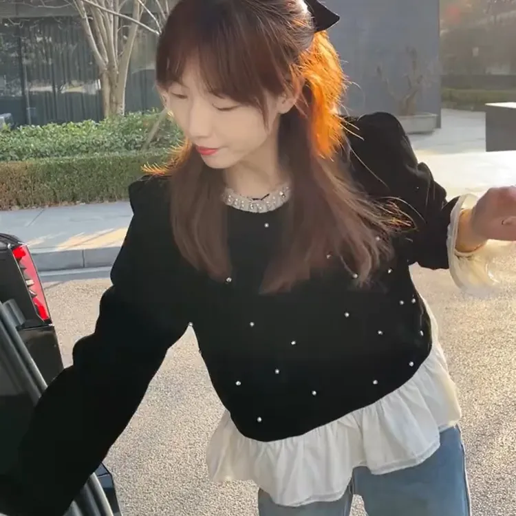 设计感钉珠拼接荷叶边丝绒衬衫女秋冬2025新款高级感内搭叠穿上衣