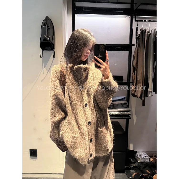 VUMP 韩系慵懒风百搭气质高领毛衣女外套纽扣设计开衫上衣春秋季