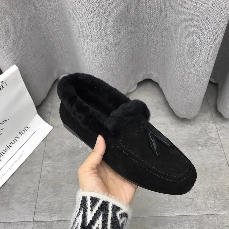 工厂断码真皮女鞋2025秋冬季新款平底防滑保暖豆豆鞋羊毛女棉鞋子