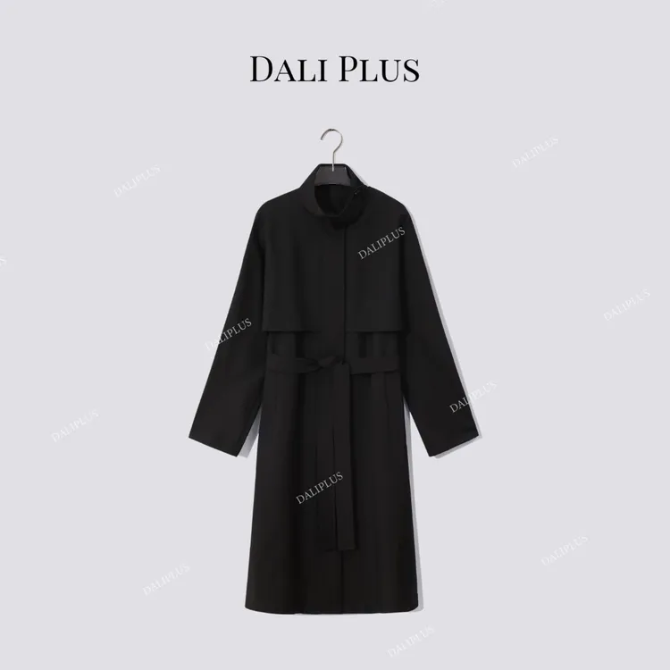 DALI PLUS “立领简约风衣”气质百搭收腰系带风衣外套-D5MM2896