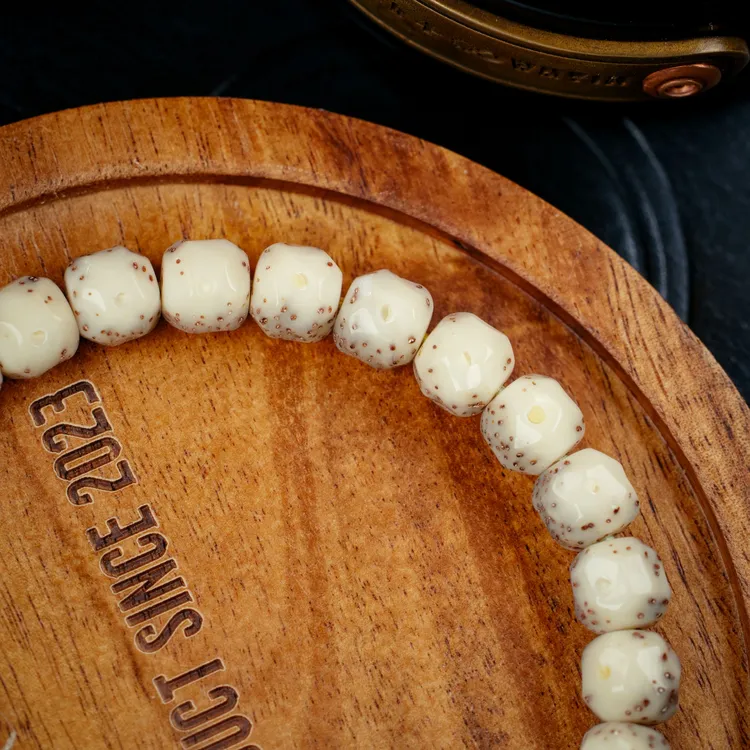 《探藏指南甄选》梵花原生态同枝石玉料星月体验款