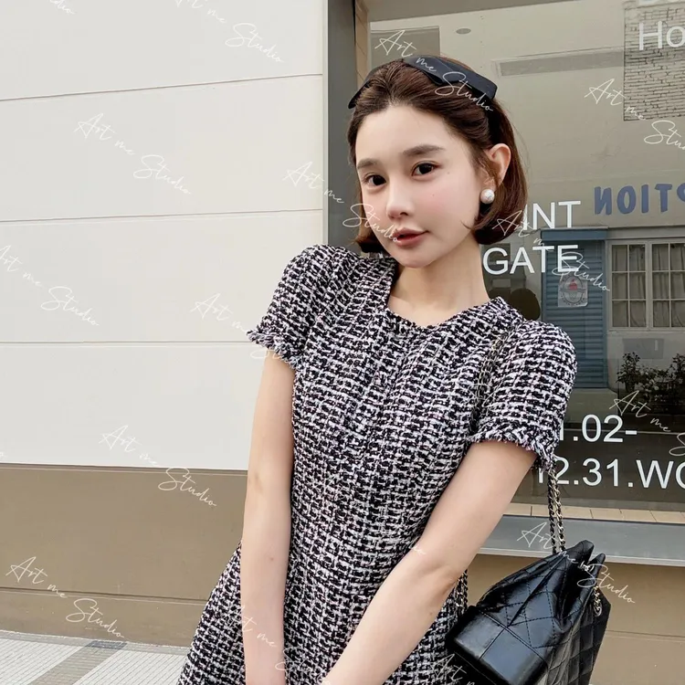 黑天鹅高级感优雅设计感小香流苏毛边工艺显瘦连衣裙w1529p1
