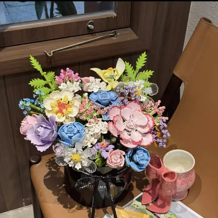 花束系列小颗粒手工摆放拼装永生女孩积木花桶抱抱桶客厅diy玩具