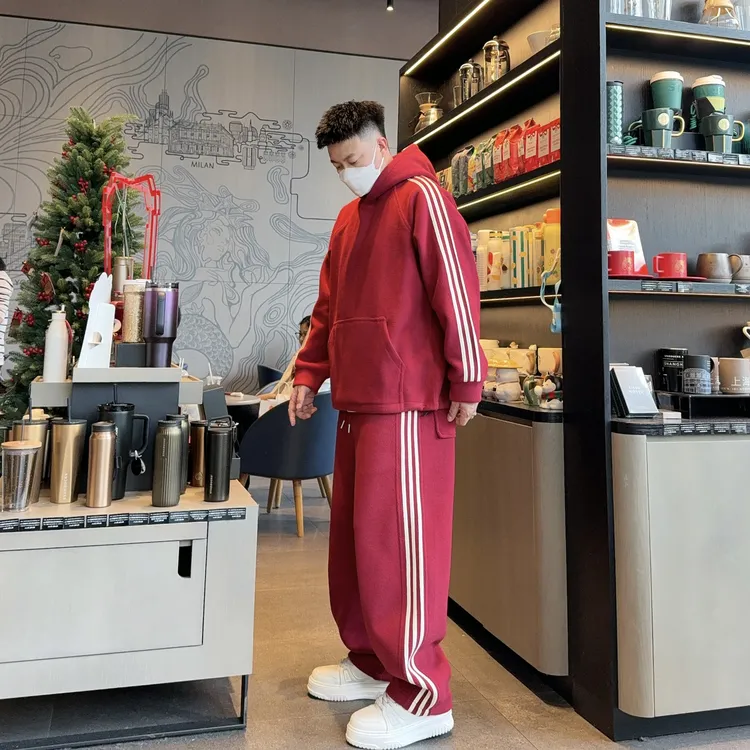 xy-5206-5207冬季颗粒绒卫衣时尚宽松男女同款三条杠休闲连帽套装