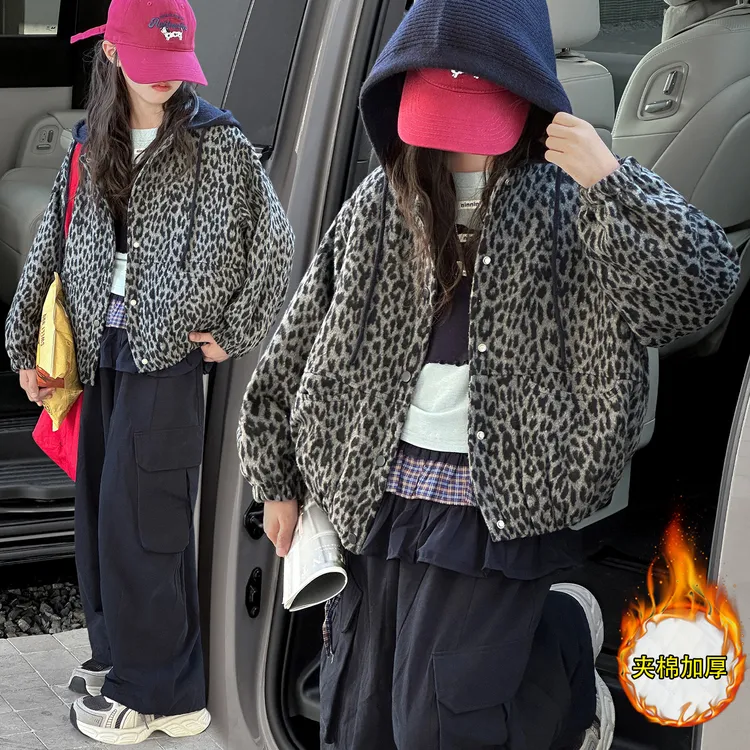 女童秋冬港风豹纹外套2025新款中大童夹棉加厚洋气时髦拉链夹克潮
