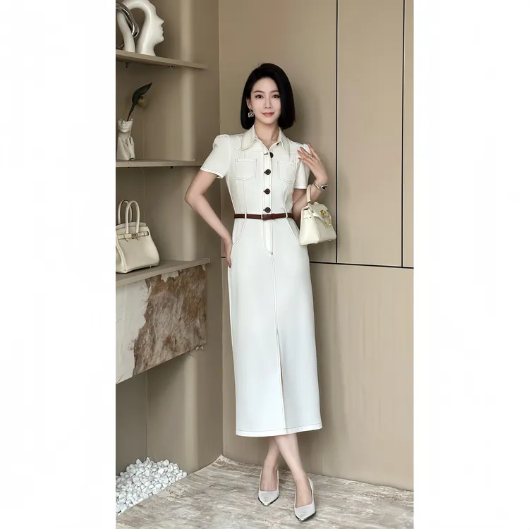 早春简约高级氛围感白色气质时尚女神范设计感复古连衣裙