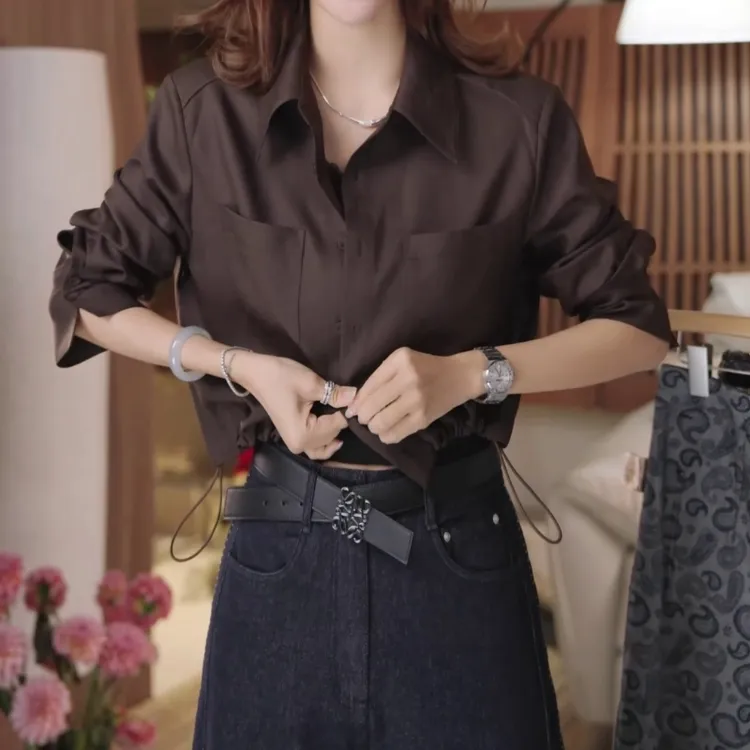 法式小众咖色衬衫女2025秋季新款轻奢洋气高级气质小个子短款衬衫