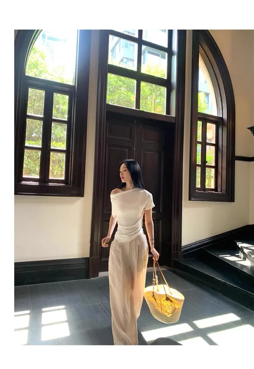 Cousin|夏季新款【莱赛尔醋纤】优雅荡领短袖高弹褶皱收腰T恤812512