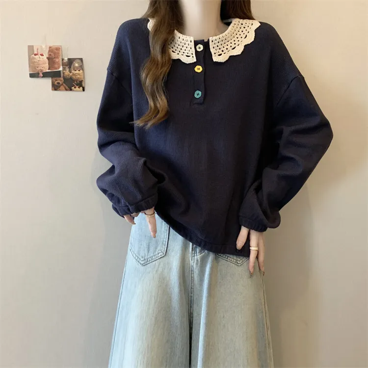 蕾丝娃娃领藏蓝色正肩卫衣大码女装2025秋装胖mm打底衫彩色扣上衣
