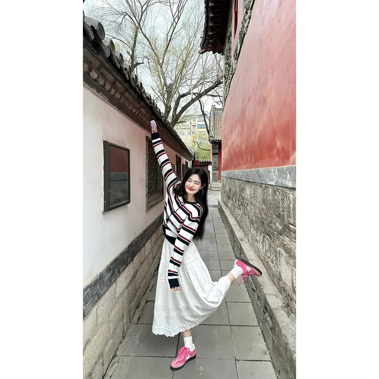 时尚简约圆领长袖针织开衫上衣女2025春季新款高腰显瘦半身裙长裙