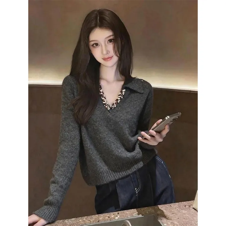 韩系氛围感花灰色v领长袖毛衣女2025秋冬新款独特漂亮针织衫上衣