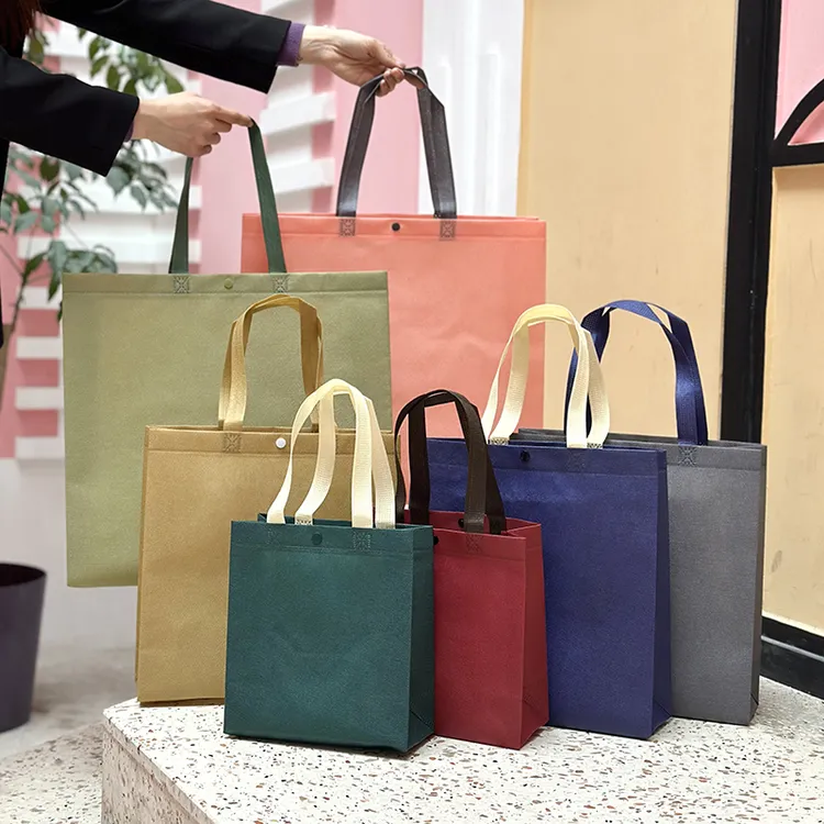 网红服装店暗扣无纺布手提袋定制童装衣服礼品包装袋女装袋子手提