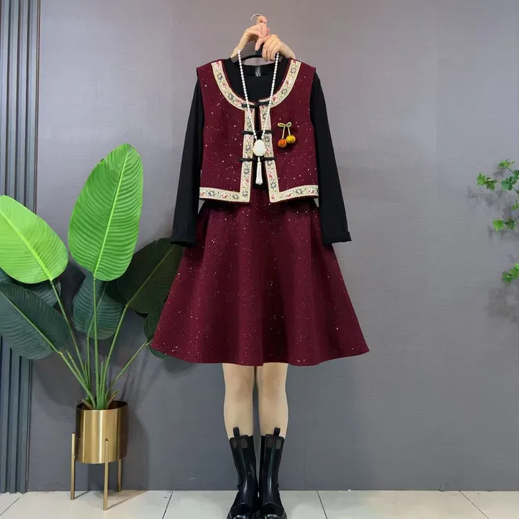 欧货时尚秋冬新款高级感中式国风盘扣马甲打底衫搭配高腰裙两件套