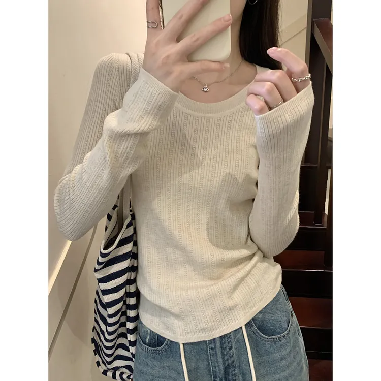 新款早秋韩版修身气质u领花纹百搭休闲风软糯针织衫打底长袖毛衣