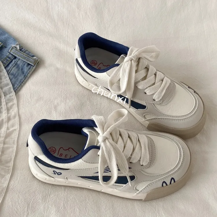 厚底网红百搭德训板鞋女款2025夏秋新款复古小白鞋学生休闲运动鞋