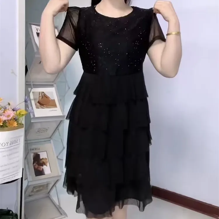 夏季中年妈妈女纯色圆领烫钻短袖连衣裙显瘦蕾丝网纱拼接蛋糕裙子