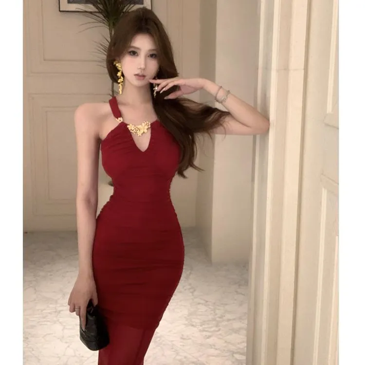 法式气质红色修身挂脖连衣裙女高级性感宴会晚礼服鱼尾包臀长裙子