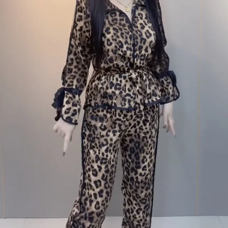 秋季新款蕾丝拼接洋气时尚睡衣家居服套装