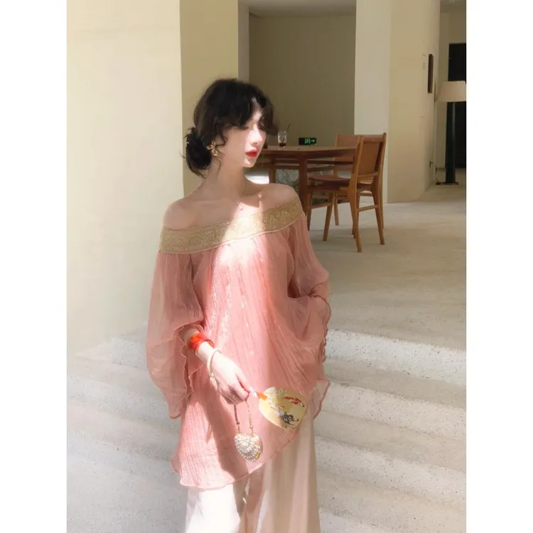 MARIE.COCO甜美风氛围感粉色一字肩亮片雪纺衫显白上衣休闲裤套装