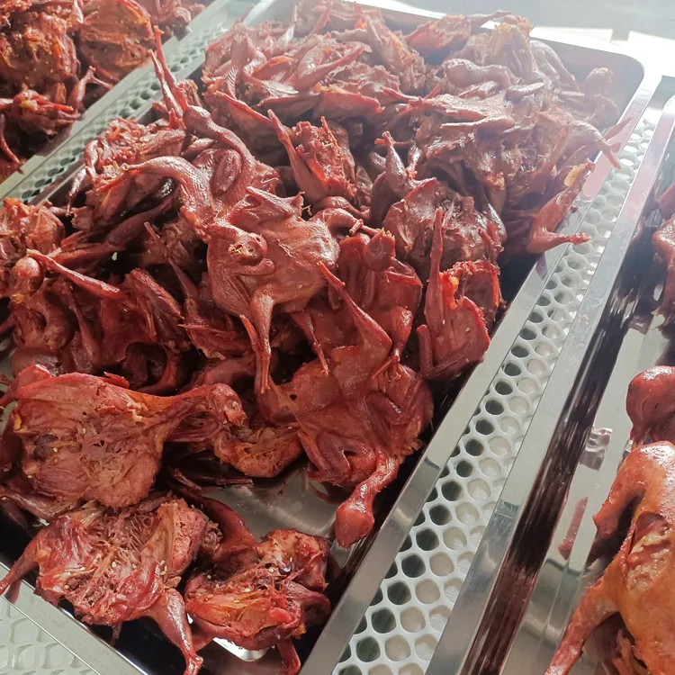 顺丰发货果木烟熏鹌鹑美味熟食