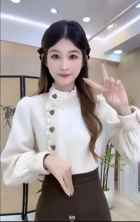 1复古港风斜襟精致木耳边长袖衬衫女秋冬季加厚宽松设计气质上衣