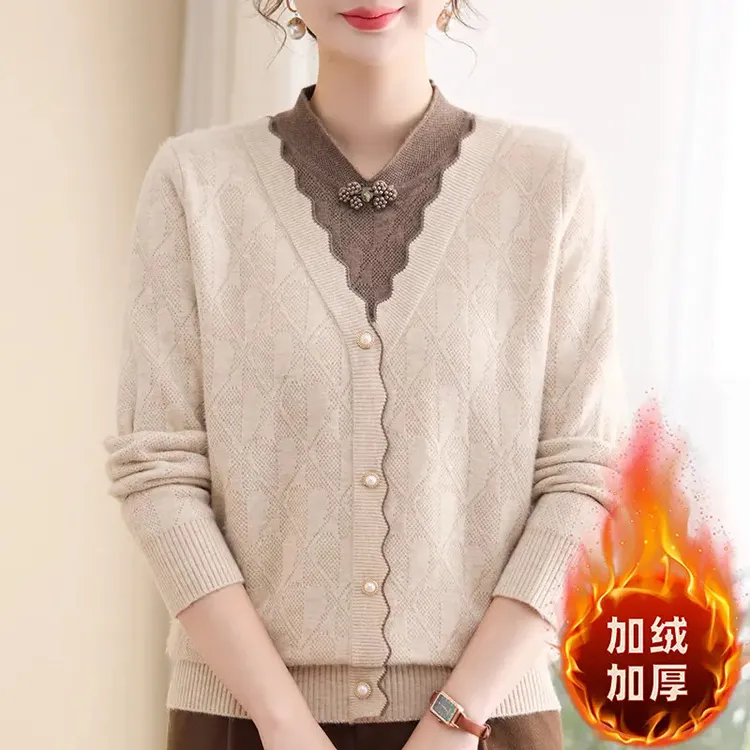 妈妈秋冬2025新款假两件上衣中老年冬季加绒加厚保暖打底衫毛衣